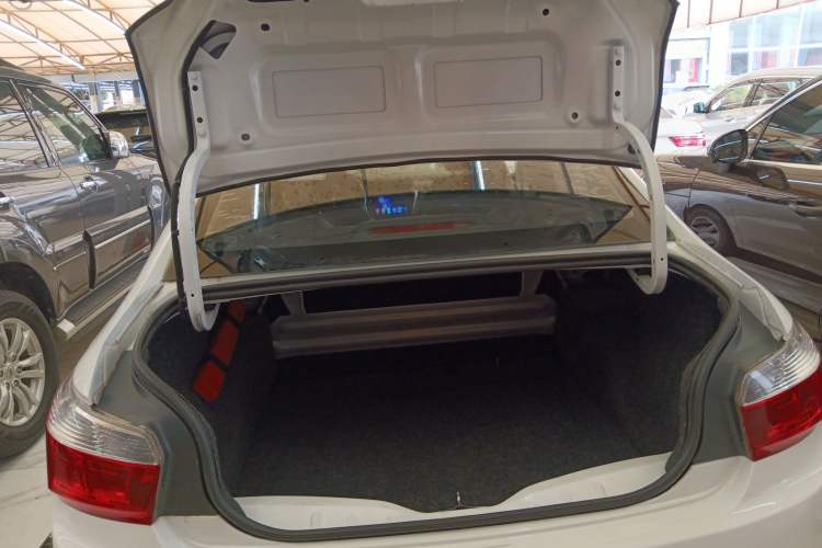 Used Citroen Elysee 2016 1.6L Manual Fashion Edition Trunk