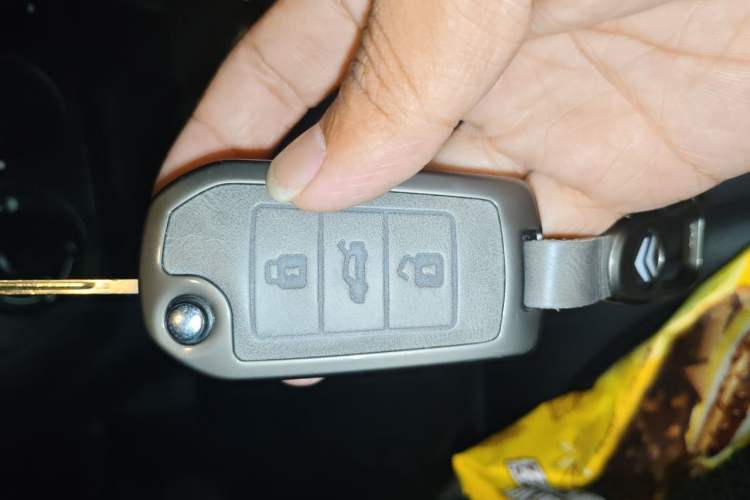 Used Citroen Elysee 2016 1.6L Automatic Fashion Model Vehicle Key