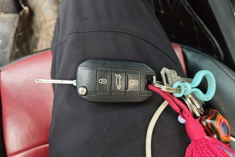 Used Citroen Elysee 2016 1.6L Automatic Fashion Model Vehicle Key