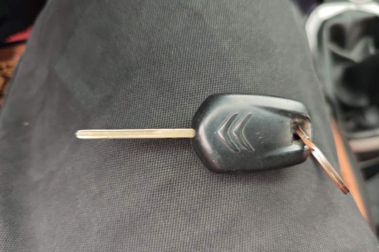 Used Citroen Elysee 2016 1.6L Manual Fashion Edition Vehicle Key
