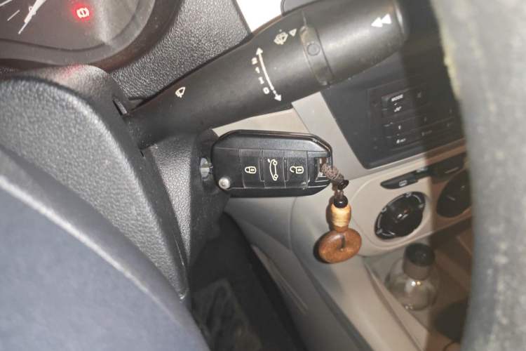 Used Citroen Elysee 2016 1.6L Automatic Fashion Model Vehicle Key