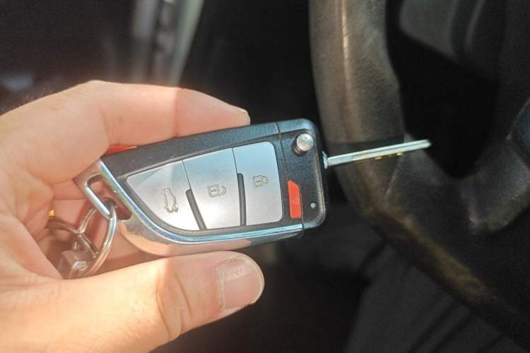 Used Citroen Elysee 2016 1.6L Manual Fashion Edition Vehicle Key