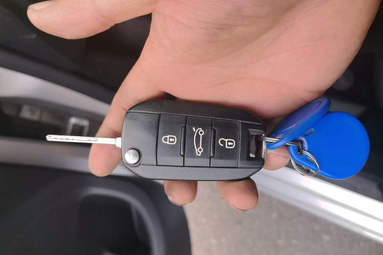 Used Citroen Elysee 2016 1.6L Automatic Fashion Model Vehicle Key