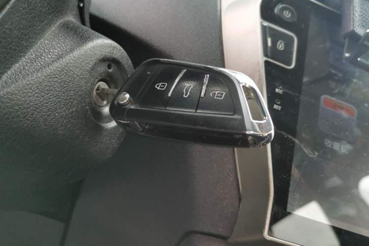 Used Citroen Elysee 2016 1.6L Automatic Fashion Model Vehicle Key