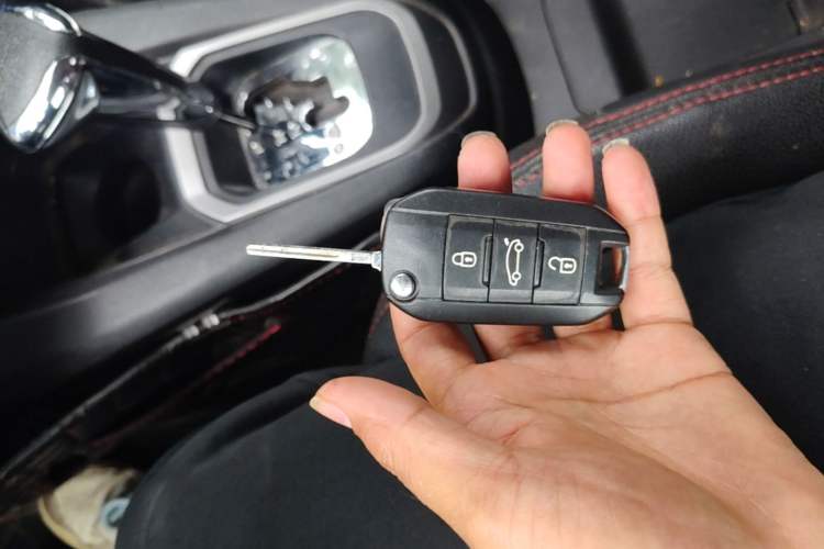 Used Citroen Elysee 2016 1.6L Automatic Fashion Model Vehicle Key