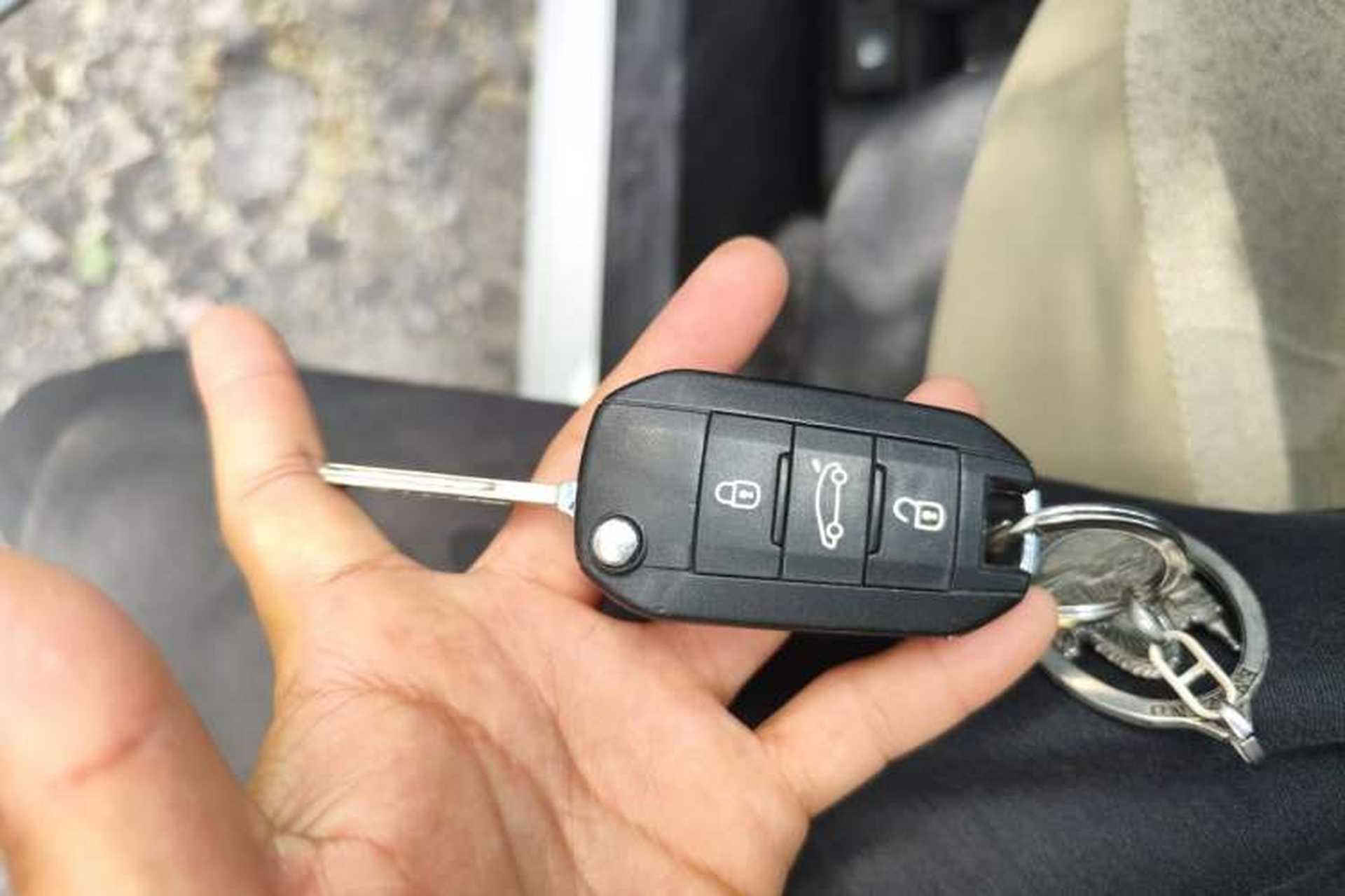 Used Citroen Elysee 2016 1.6L Manual Comfort Model Vehicle Key