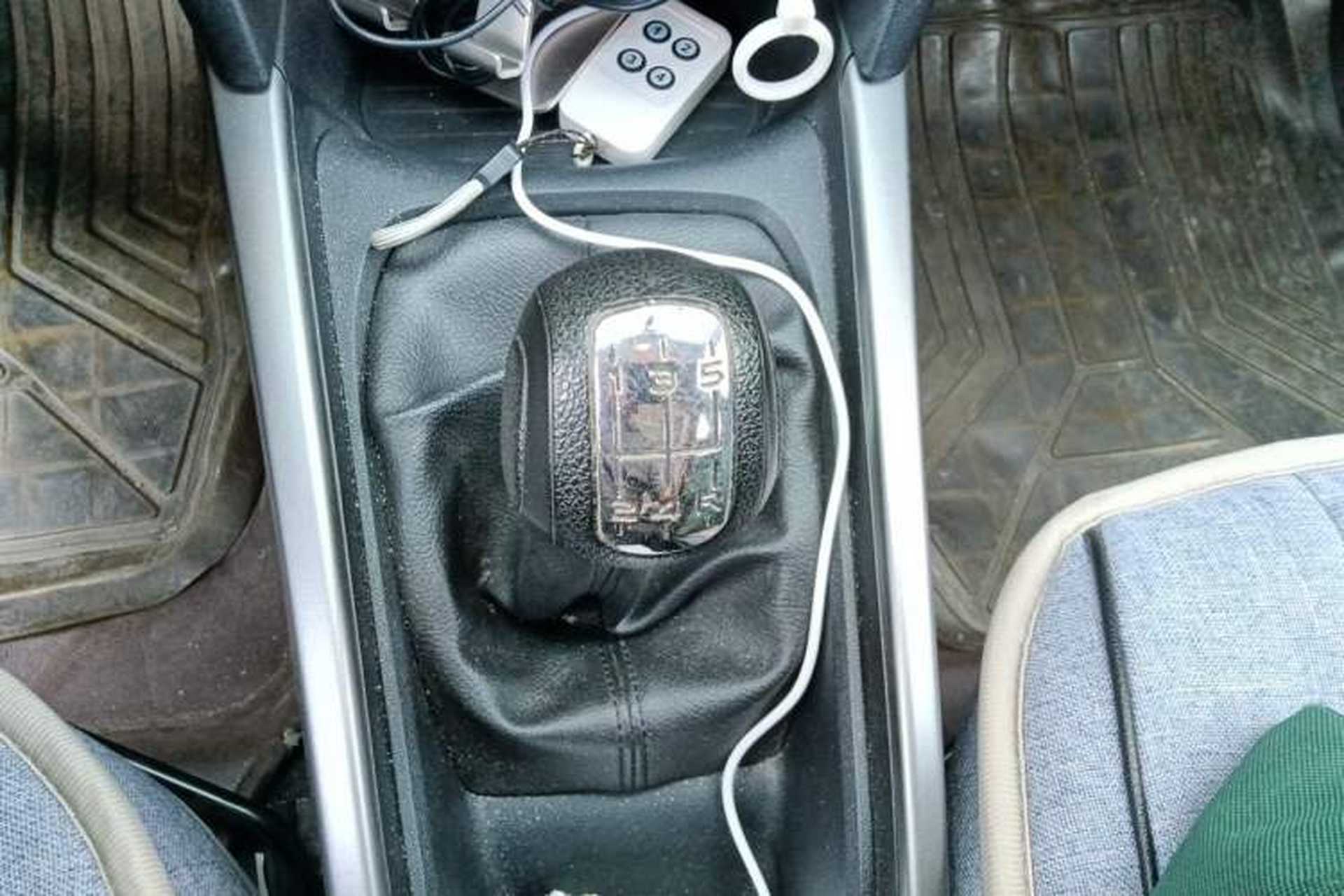 Used Citroen Elysee 2017 1.6L Manual Fashion Model Gear Lever
