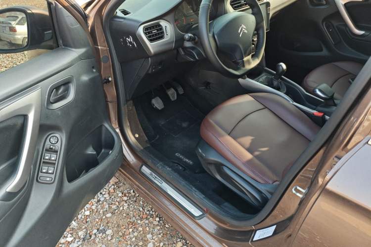 Used Citroen Elysee 2017 1.6L Manual Fashion Model Driver Seat