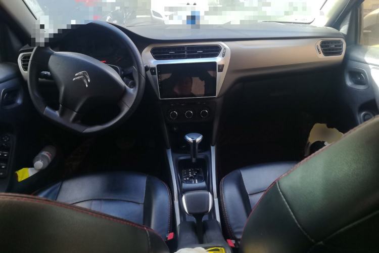 Used Citroen Elysee 2017 1.6L Automatic Fashion Model Center Console