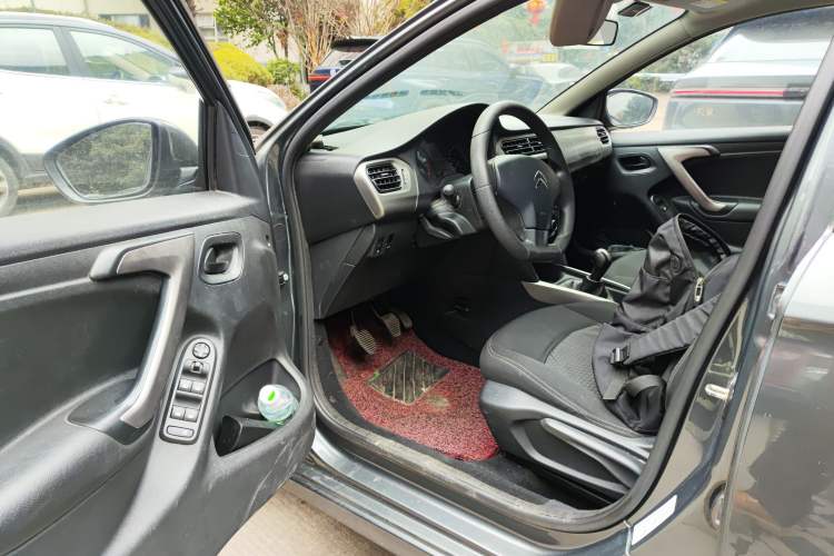 Used Citroen Elysee 2017 1.6L Manual Fashion Model Driver Seat