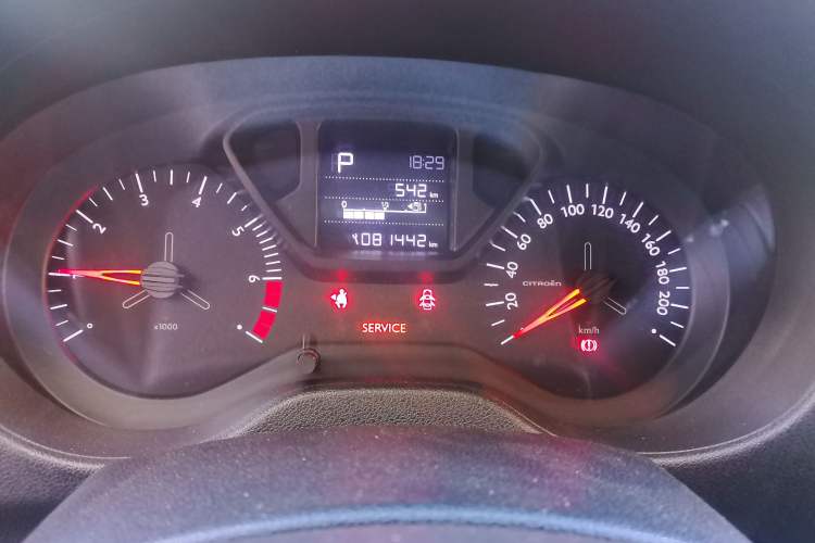 Used Citroen Elysee 2017 1.6L Automatic Fashion Model Odometer Close Up