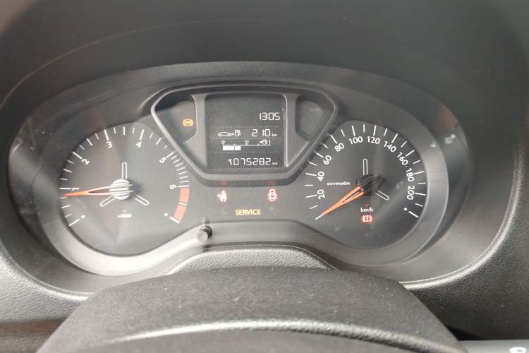 Used Citroen Elysee 2017 1.6L Manual Fashion Model Odometer Close Up