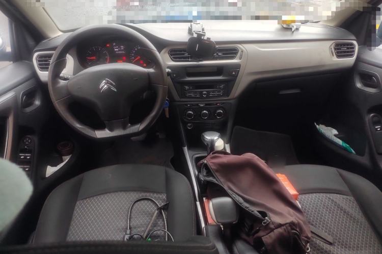 Used Citroen Elysee 2017 1.6L Automatic Fashion Model Center Console