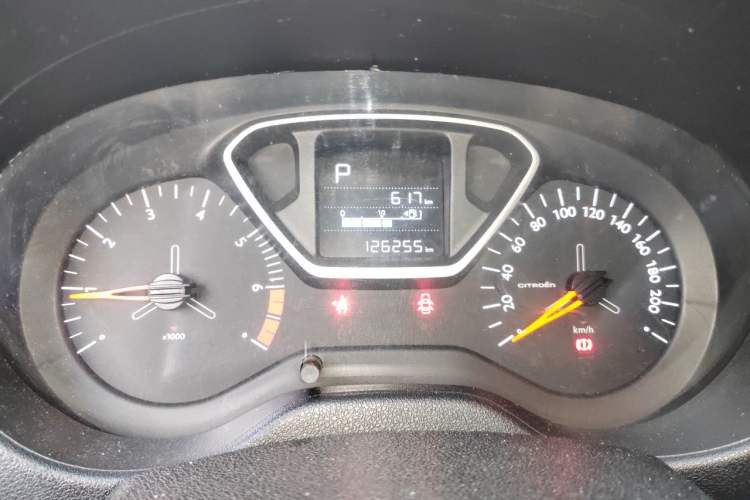 Used Citroen Elysee 2017 1.6L Automatic Comfort Model Odometer Close Up