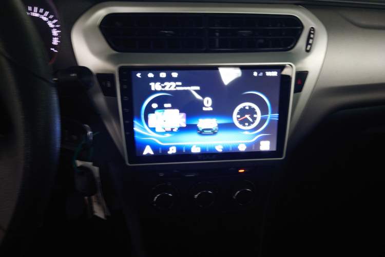 Used Citroen Elysee 2017 1.6L Manual Fashion Model Audio And AC Panel