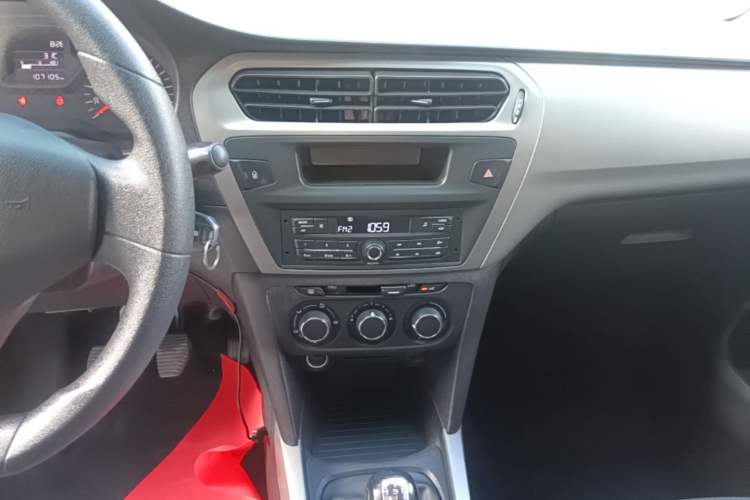 Used Citroen Elysee 2017 1.6L Manual Fashion Model Audio And AC Panel