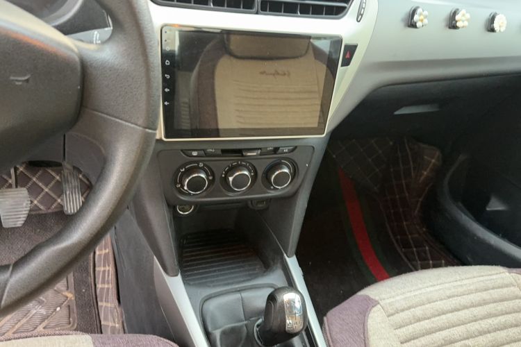 Used Citroen Elysee 2017 1.6L Manual Fashion Model Audio And AC Panel