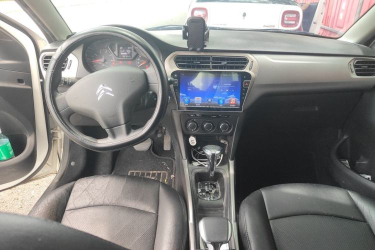Used Citroen Elysee 2017 1.6L Automatic Fashion Model Center Console