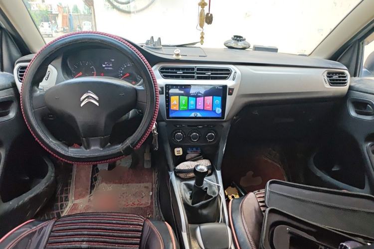 Used Citroen Elysee 2017 1.6L Manual Fashion Model Center Console