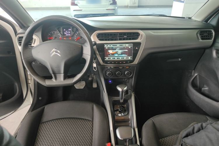 Used Citroen Elysee 2017 1.6L Automatic Fashion Model Center Console