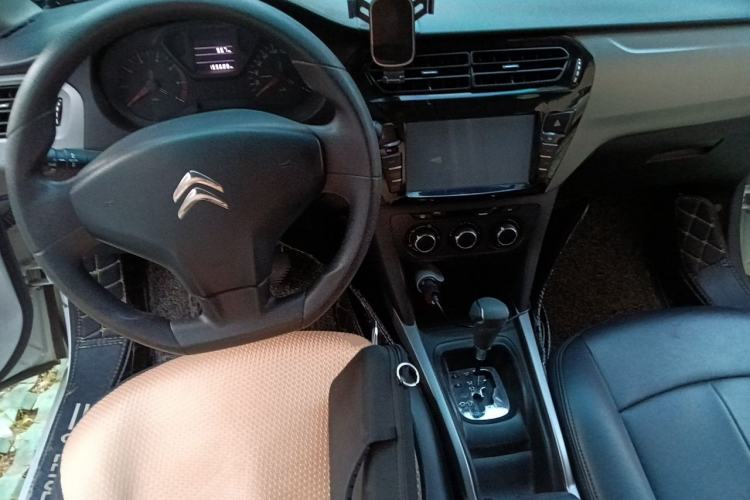 Used Citroen Elysee 2017 1.6L Automatic Fashion Model Center Console