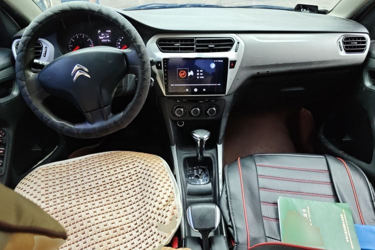 Used Citroen Elysee 2017 1.6L Automatic Fashion Model Center Console