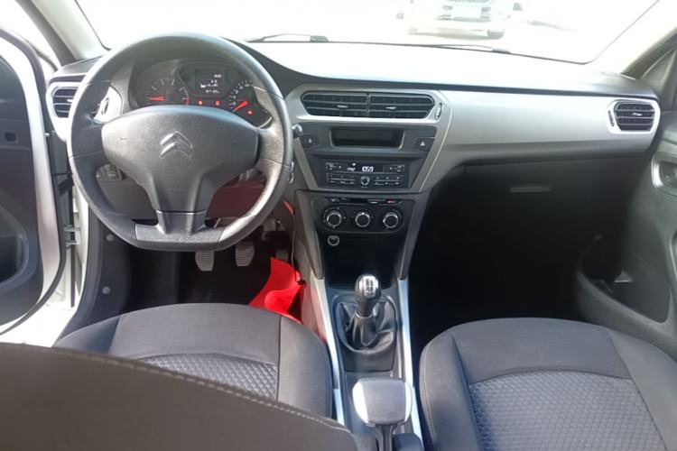 Used Citroen Elysee 2017 1.6L Manual Fashion Model Center Console