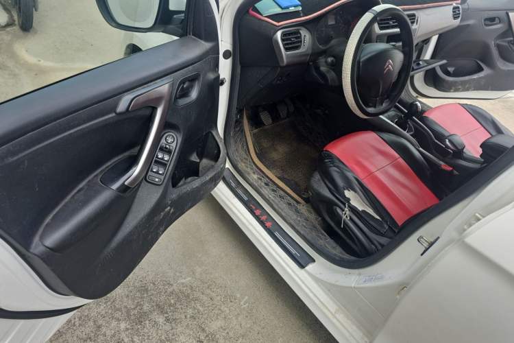 Used Citroen Elysee 2017 1.6L Manual Fashion Model Driver Seat