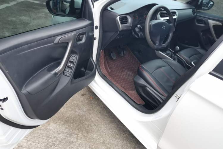 Used Citroen Elysee 2017 1.6L Manual Fashion Model Driver Seat