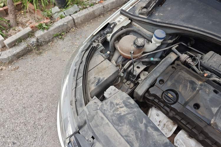 Used Citroen Elysee 2017 1.6L Automatic Fashion Model Engine Bay Right