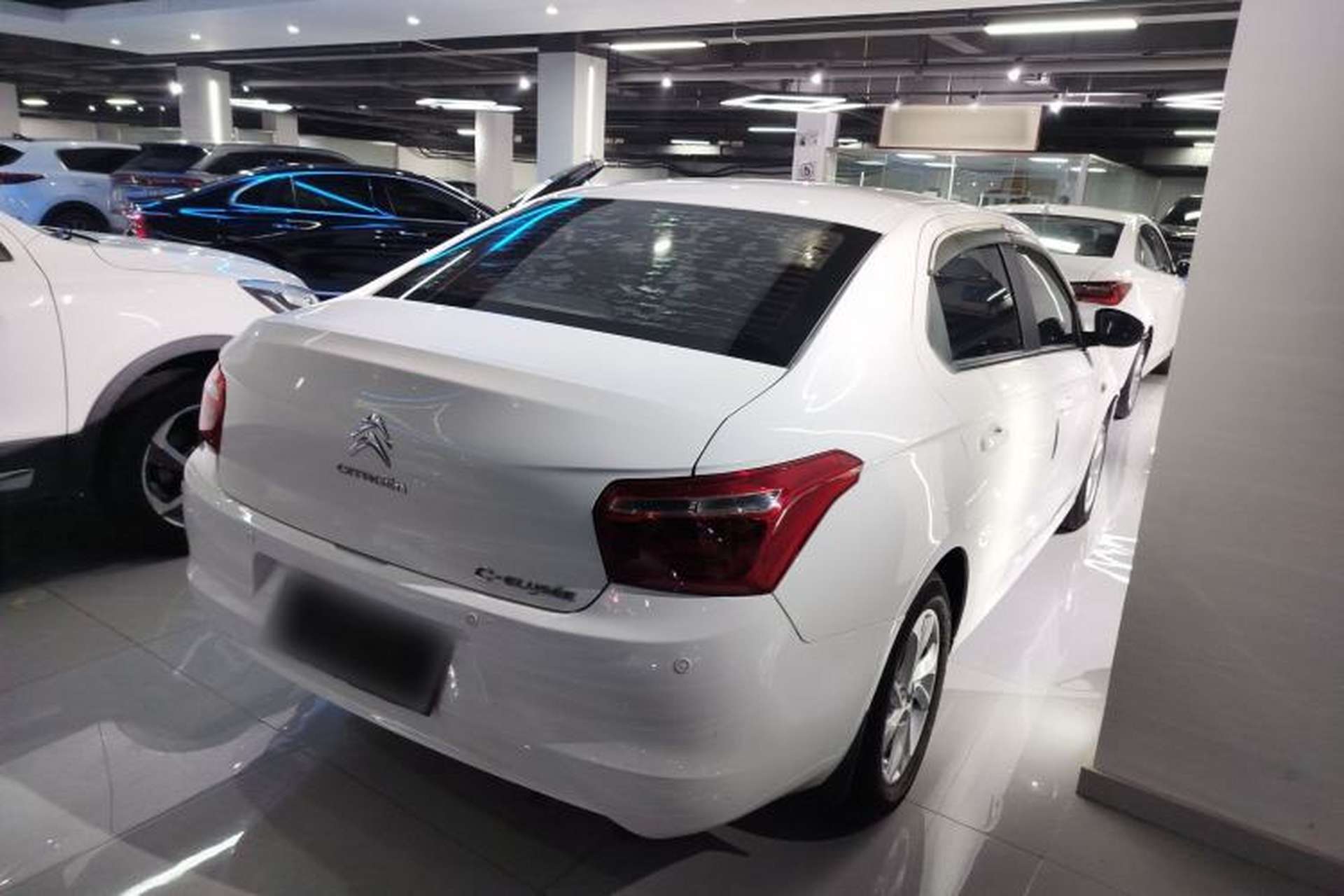 Used Citroen Elysee 2017 1.6L Automatic Fashion Model Exterior 5