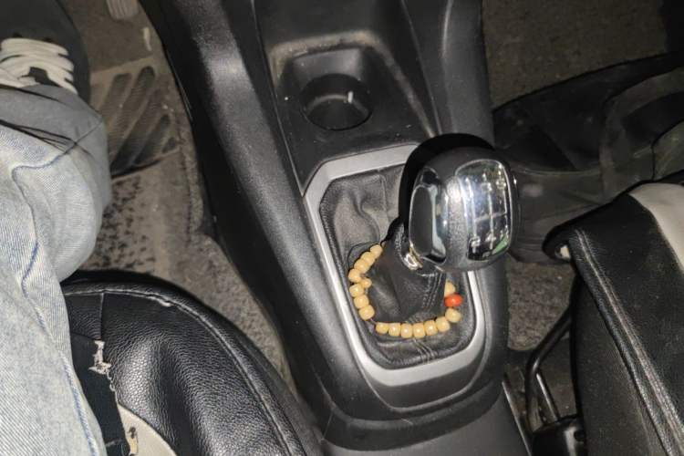 Used Citroen Elysee 2017 1.6L Manual Fashion Model Gear Lever