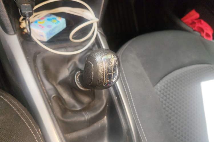 Used Citroen Elysee 2017 1.6L Manual Fashion Model Gear Lever