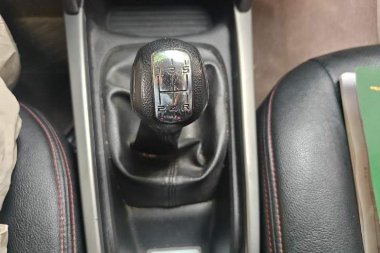 Used Citroen Elysee 2017 1.6L Manual Fashion Model Gear Lever