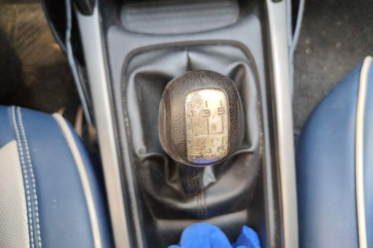 Used Citroen Elysee 2017 1.6L Manual Fashion Model Gear Lever