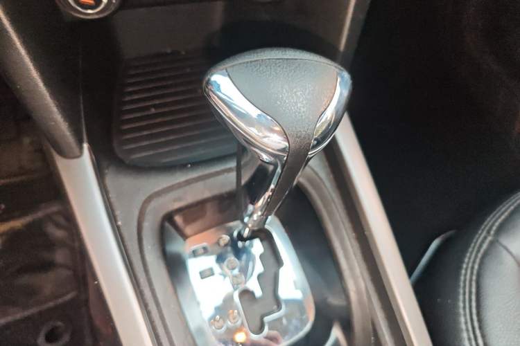 Used Citroen Elysee 2017 1.6L Automatic Fashion Model Gear Lever