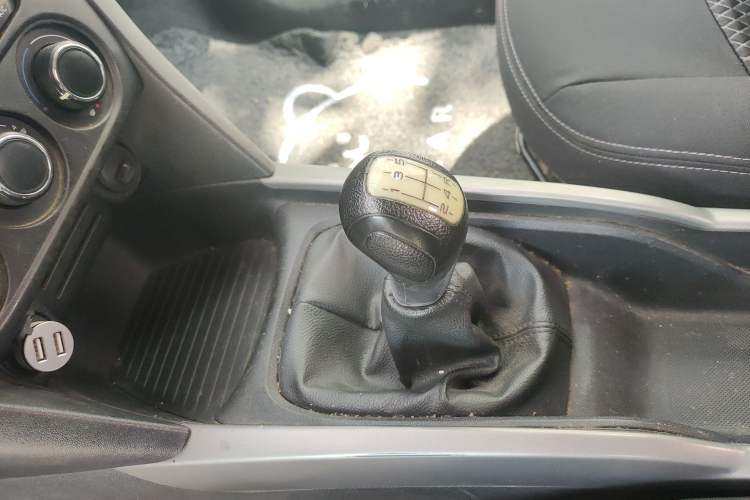 Used Citroen Elysee 2017 1.6L Manual Fashion Model Gear Lever
