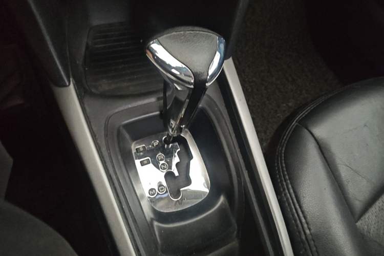 Used Citroen Elysee 2017 1.6L Automatic Fashion Model Gear Lever