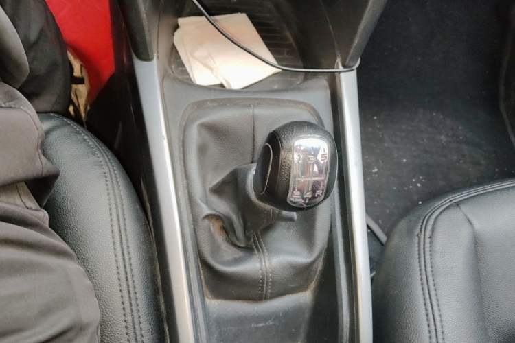 Used Citroen Elysee 2017 1.6L Manual Fashion Model Gear Lever