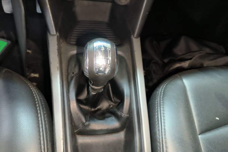 Used Citroen Elysee 2017 1.6L Manual Fashion Model Gear Lever