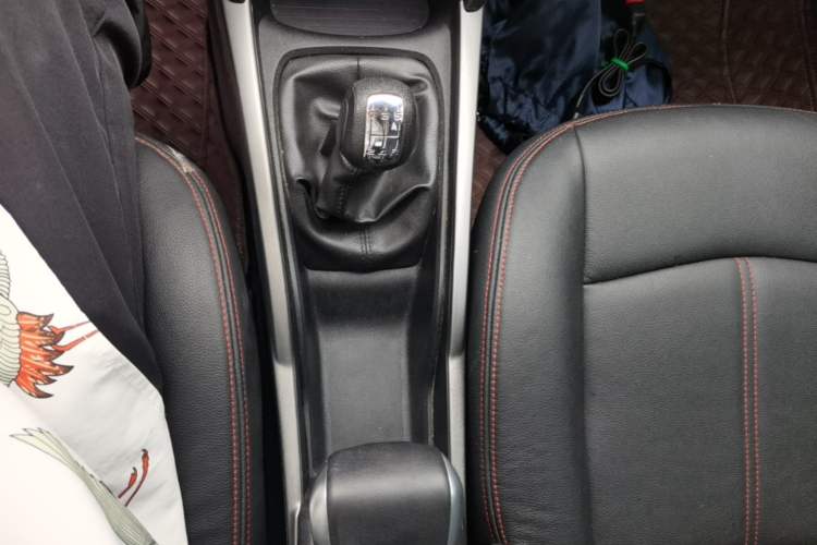 Used Citroen Elysee 2017 1.6L Manual Fashion Model Gear Lever
