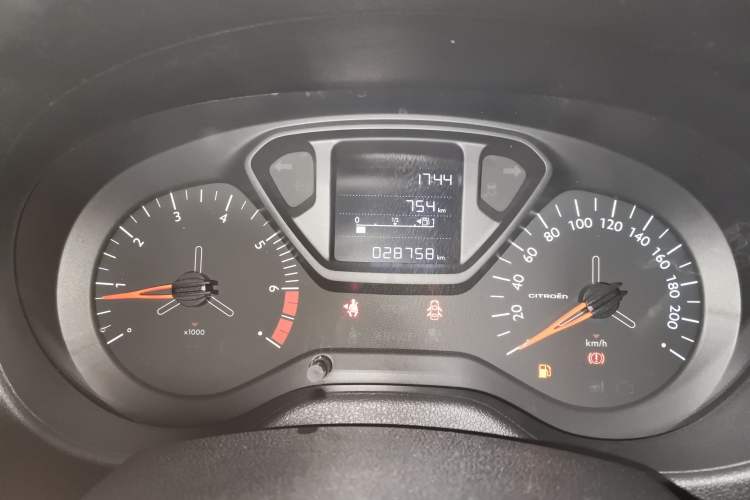 Used Citroen Elysee 2017 1.6L Manual Fashion Model Instrument Cluster