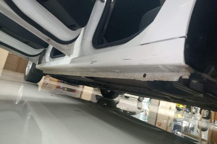 Used Citroen Elysee 2017 1.6L Manual Fashion Model Left Side Sill