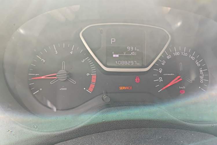 Used Citroen Elysee 2017 1.6L Automatic Comfort Model Odometer Close Up