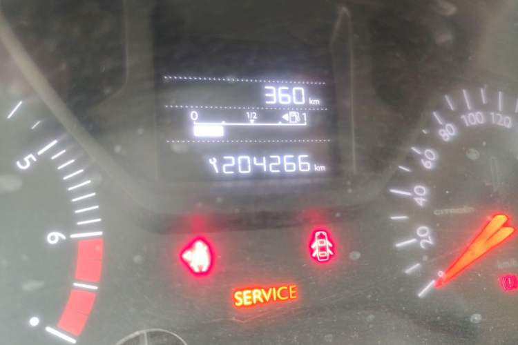 Used Citroen Elysee 2017 1.6L Manual Fashion Model Odometer Close Up