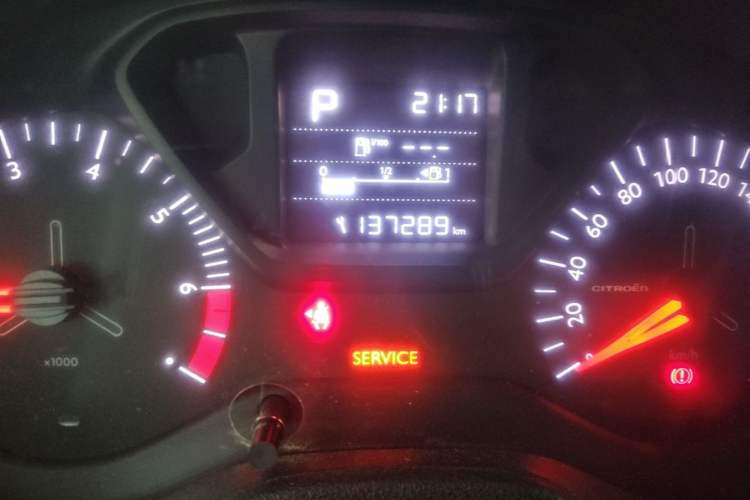 Used Citroen Elysee 2017 1.6L Automatic Fashion Model Odometer Close Up