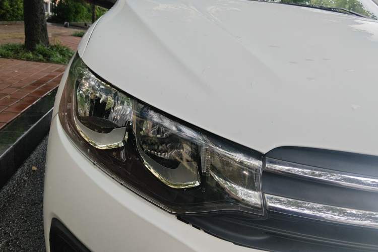 Used Citroen Elysee 2017 1.6L Manual Fashion Model Right Front Headlight