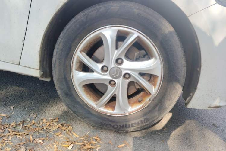 Used Citroen Elysee 2017 1.6L Manual Fashion Model Right Front Wheel Hub