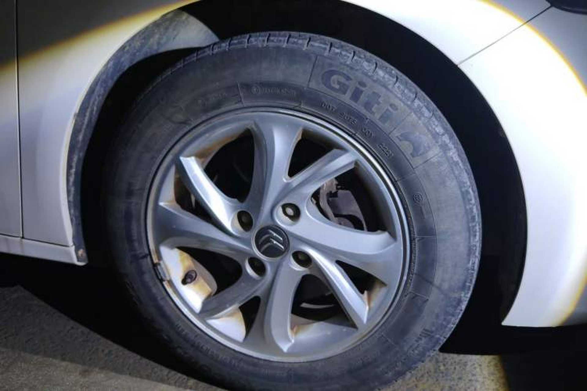 Used Citroen Elysee  Right Front Wheel Hub