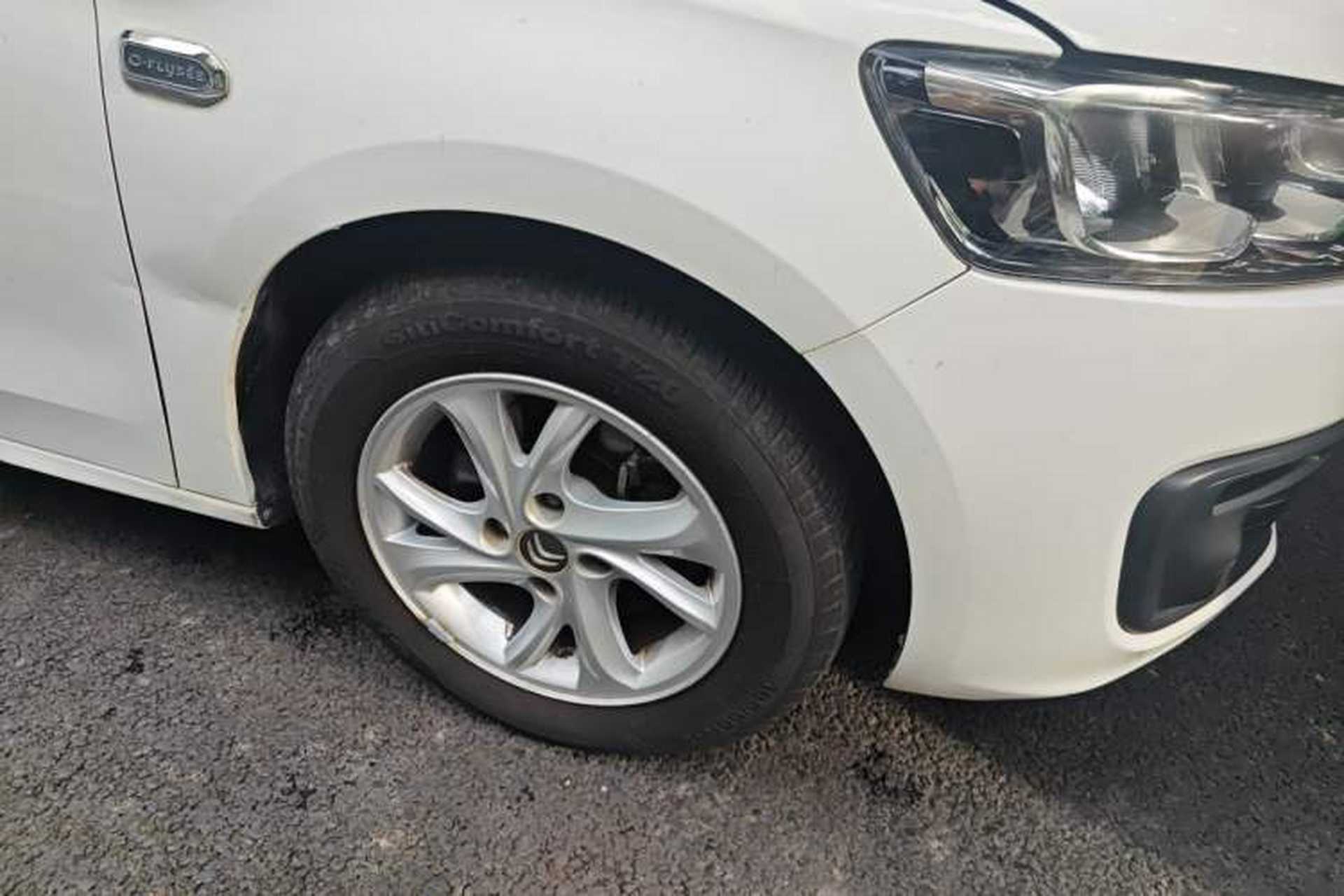 Used Citroen Elysee 2017 1.6L Manual Fashion Model Right Front Wheel Hub